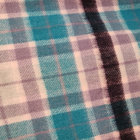 Edinburgh 100% Cashmere Scarf Winter Check - Picture 2 of 3